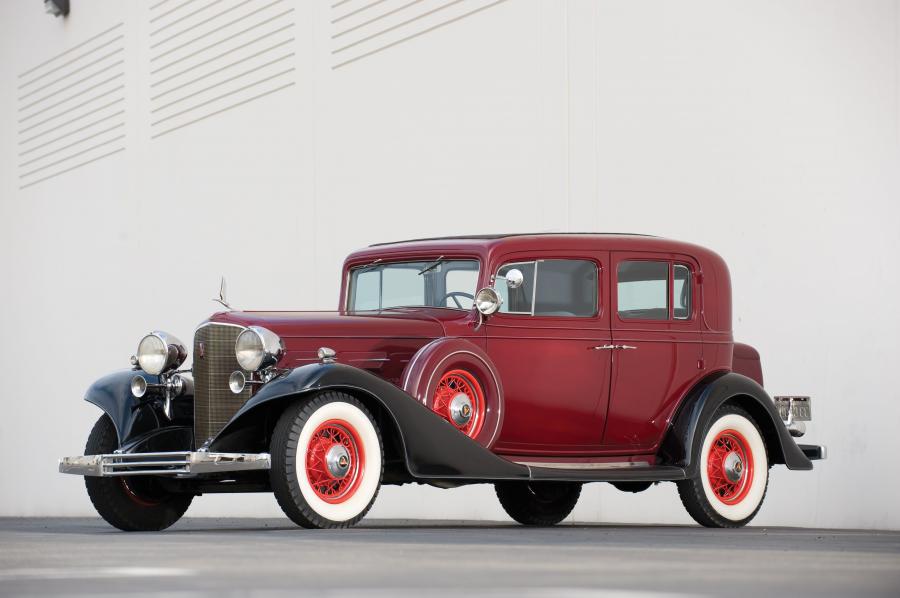  Cadillac Series 355C V8 Town Sedan 1933 года  (фото 1 из 5)